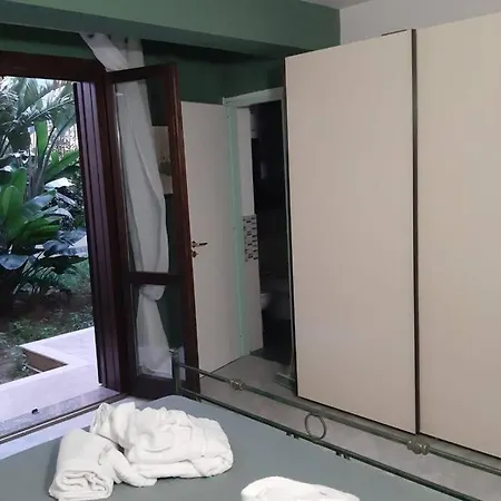 Epipoli 13 Apartment *