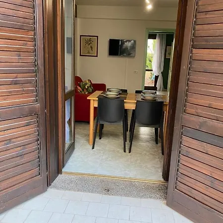 Epipoli 13 Apartment *